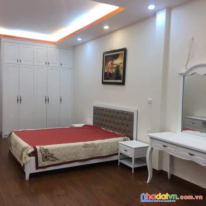 Bán nhà phố phạm ngọc thạch, đống đa 83m, 4 tầng, mt 4.2m. giá: 19.2 tỷ
