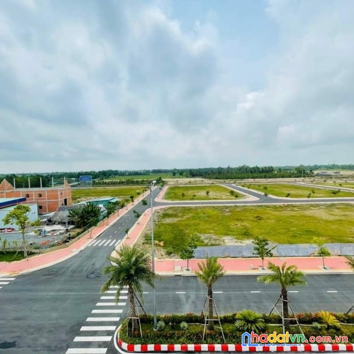 Chính chủ cần bán lô đất garden riverside - long an