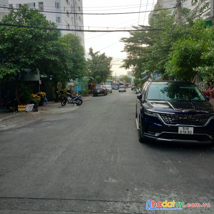 Nhà đẹp ở và kinh doanh đường 7m  – 5x17m, 3 tầng, 5 pn, thoại ngọc hầu, tân phú