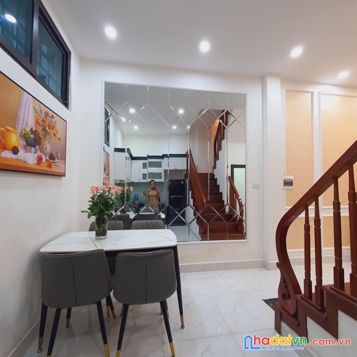 Bán nhà thái hà đống đa, nhà đẹp, 40m2, trên 5 tỷ.