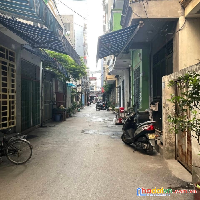 Bán nhà đình thôn - 35m 5t mt 3.4 giá 6.2 tỷ - mặt ngõ ô tô - kinh doanh - văn phòng.