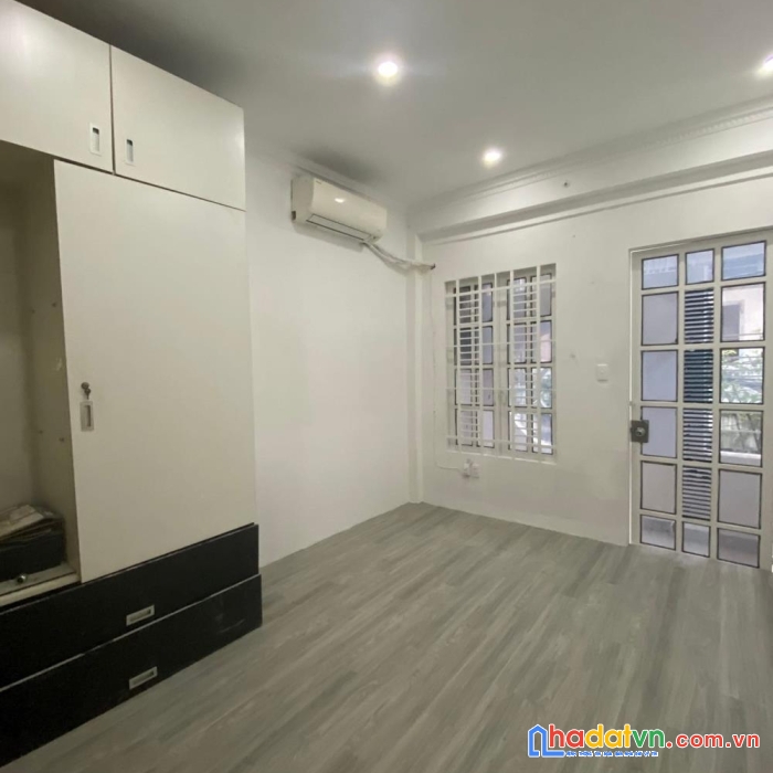 Bán nhà nhất chi mai 40m2, tân bình, ngang 5m, khu an ninh, 3.6tỷ