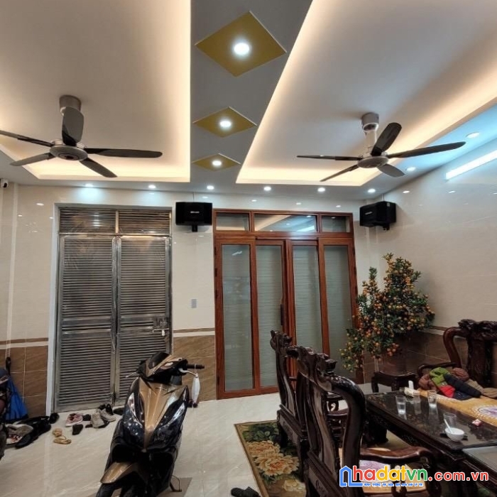 Bán nhà phố vĩnh phúc, ba đình, 55m2, , giá 6,8  tỷ.