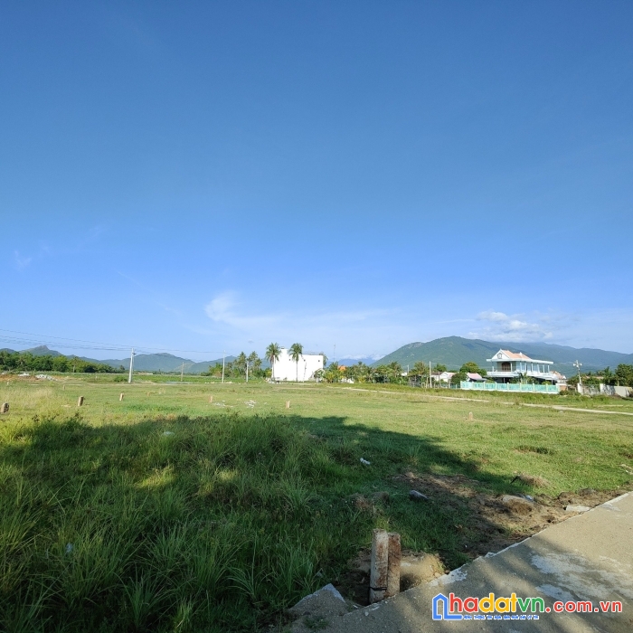 Bán gấp lô đất đẹp đón đầu cao tốc và đặc khu kinh tế bắc vân phong