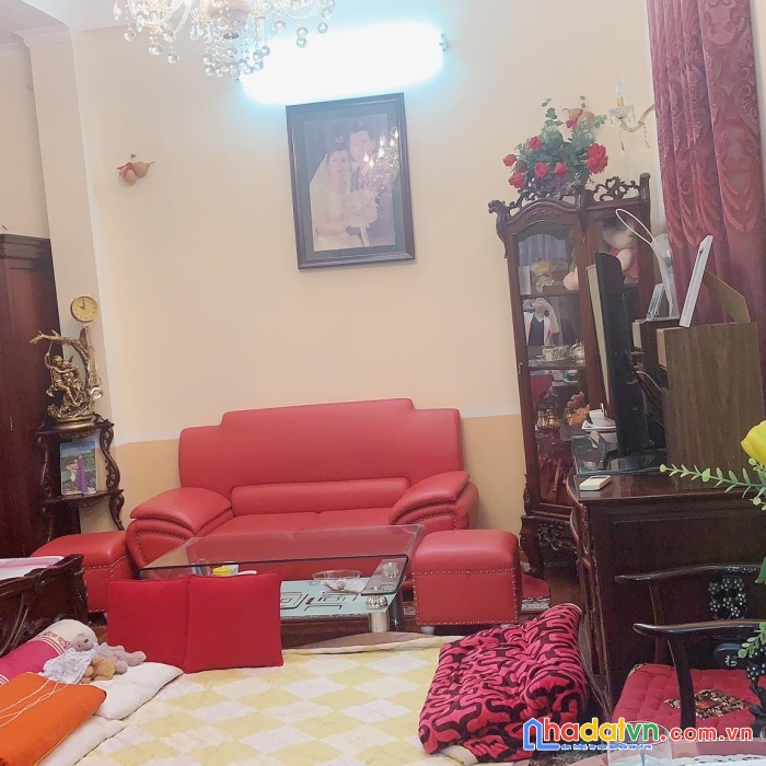 Bán nhà nguyễn hoàng tôn, tây hồ, 62m2, oto, 6,9 tỷ.