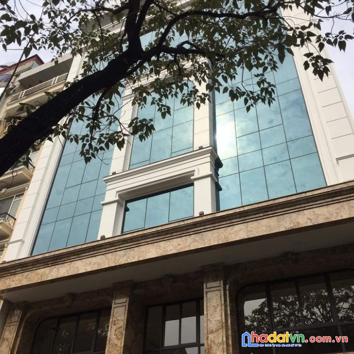 Bán tòa nhà 9 tầng đường lạc long quân, tây hồ: 236m2, mt12m, kinh doanh khủng, giá tl 8x tỷ