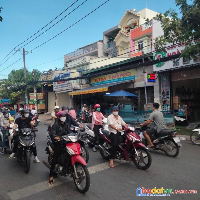 Thủ đức - mặt tiền kd - gần chợ hiệp bình - gigamaill - 156m - giá 15.3 tỷ .