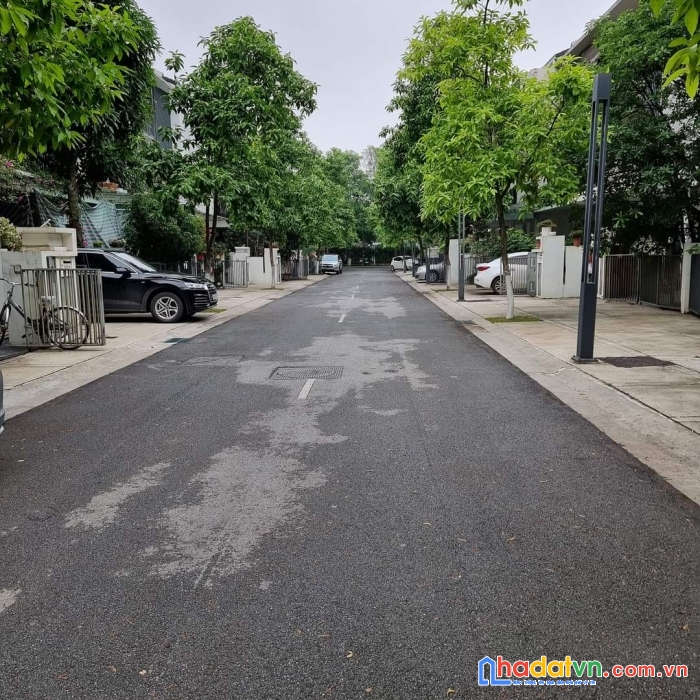 Bán đất khu đô thị văn phú phân lô vỉa hè giá đầu tư 50 m2 130 triệu/m