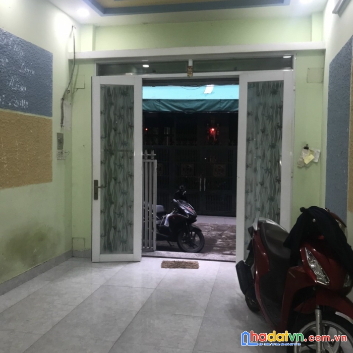 Nhà bán 4lầu 64m2 phan văn trị p14 q.bình thạnh