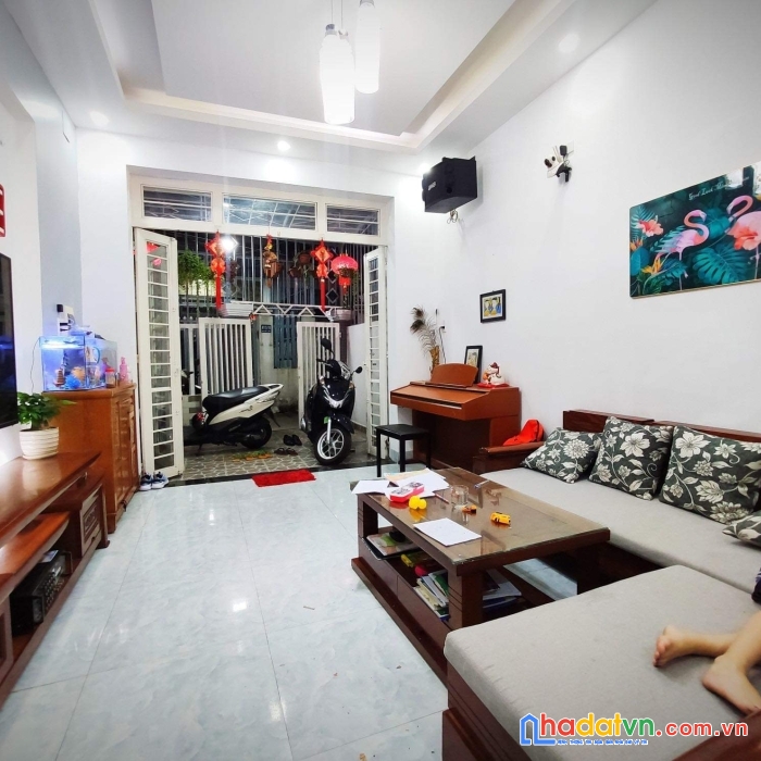 Chính chủ cần bán căn nhà hà huy tập, 63m2, 3 tầng,  giá chỉ 3.25 tỷ
