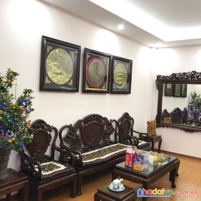Chỉ 3.1 tỷ có ngay nhà 42mx5 tầng giữa phố ngọc lâm long biên