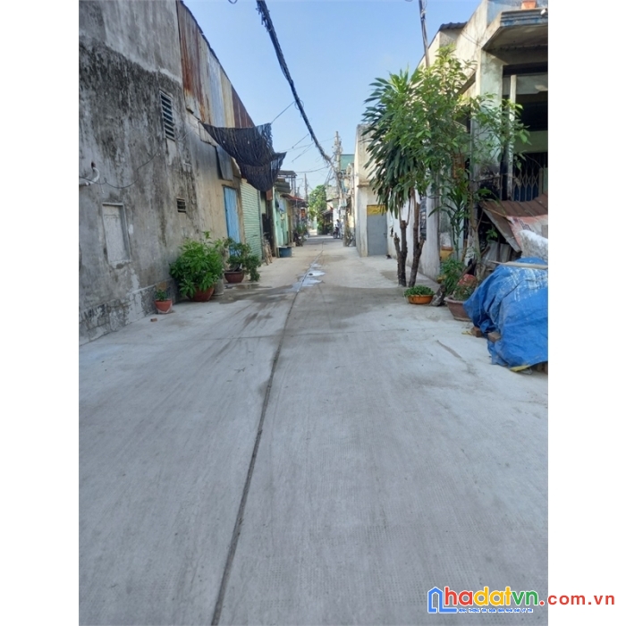 Bán nhà hẻm 1/ võ văn vân, dt 100m2, 1 trệt 1 lầu, giá 2.7 tỷ.