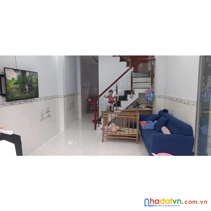 Bán nhà đẹp mặt tiền kinh doanh , trần nhân tông, tân bình, 4*10m, 3 tầng. giá 4,75 tỷ tl