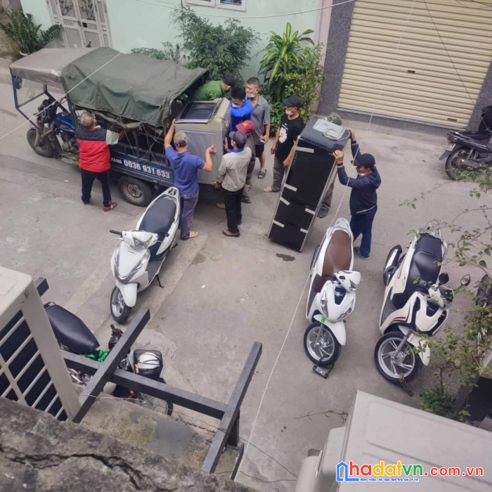 Bán căn hộ tập thể tầng 2 ở phố hồng mai