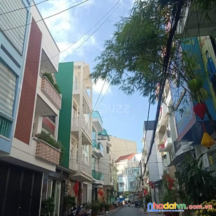 Chủ cần bán gấp nhà bình thạnh , 127,5m2 , giá 19,3 tỷ.