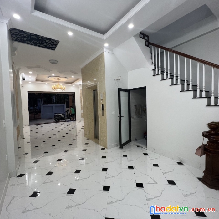 Siêu phẩm âu cơ, tây hồ, ôtô, thang máy, kinh doanh, dt60m2, 5t giá 11,9 tỷ.