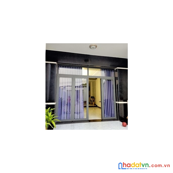 Chính chủ cần bán nhà mặt tiền xã bình chánh, huyện bình chánh