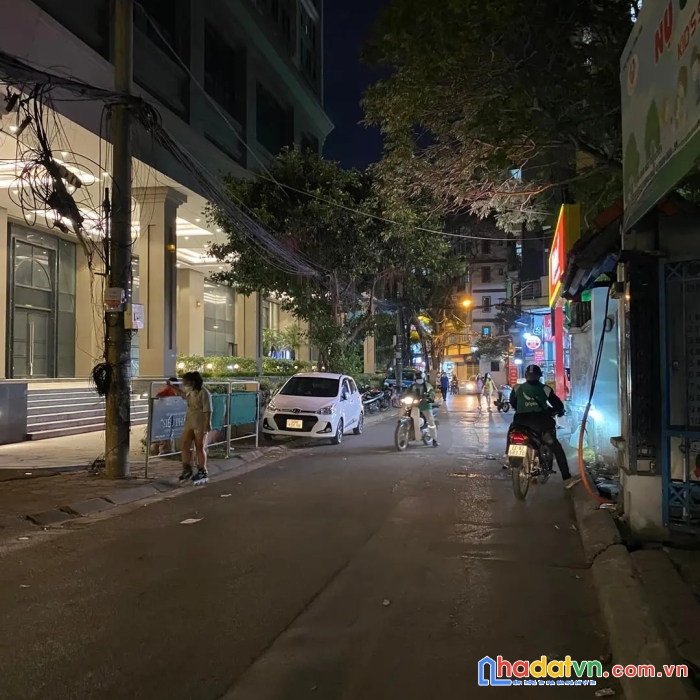 Bán nhà thái thịnh - ba gác vào tận nhà- 6 tầng mt 5m- 5.6 tỷ- đẹp hết ý