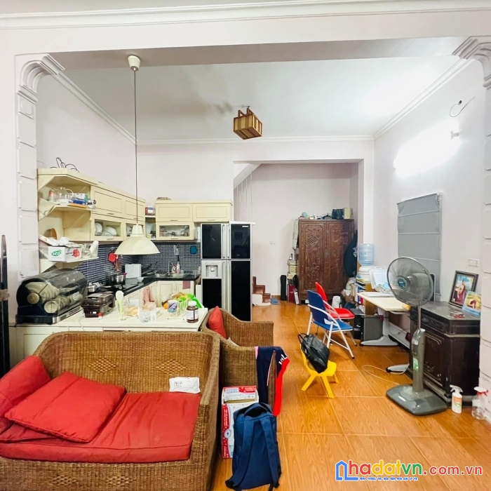 Bán nhà đường láng - lô góc 3 thoáng - 20m ra mặt phố - vị trí cực đẹp.