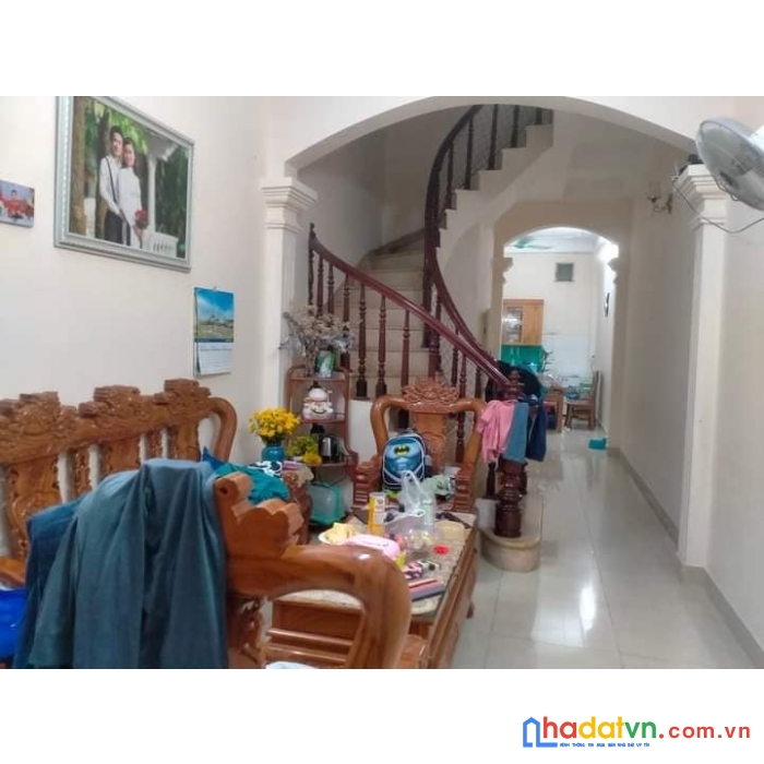 Chính chủ bán nhà đống đa- 3 bước ra phố- ngõ thông-2 thoáng-3.8 tỷ