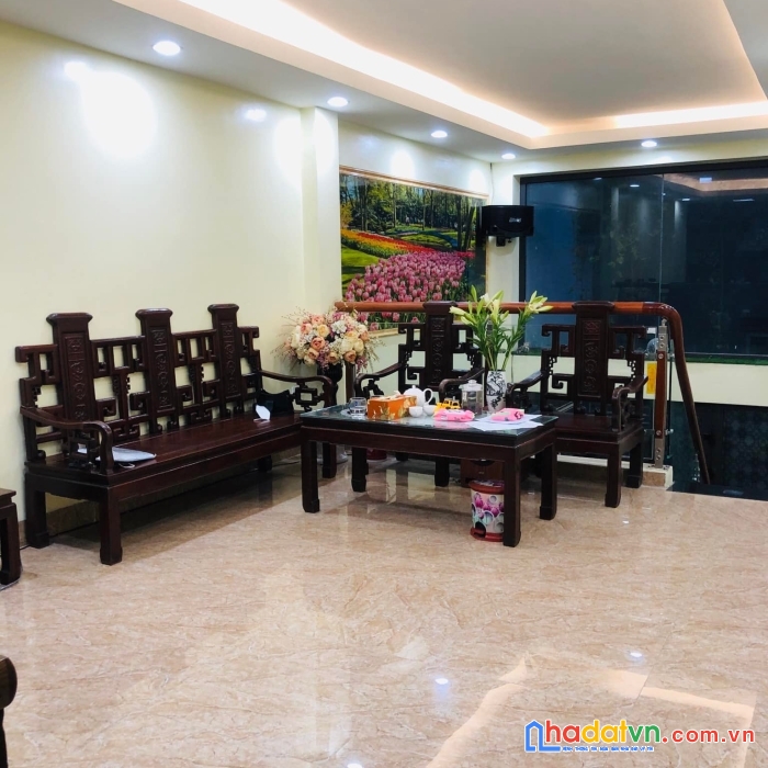 Nhà mới đẹp long lanh ở phố viên - 30m ra ô tô, gần bãi ô tô - về ở luôn