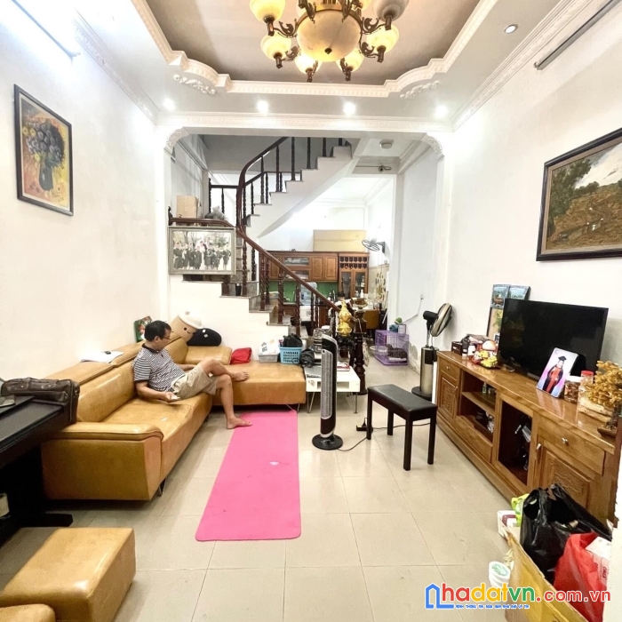 Nguyễn khang_nhỉnh 5 tỷ_3 bước ra mặt phố_ngõ cực nông_hiếm!!!!