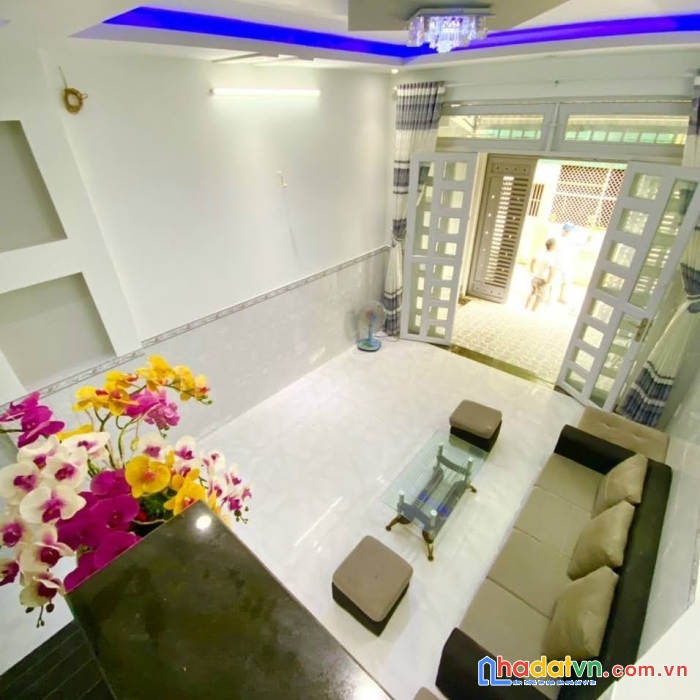 Bán nhà đường bình trị đông, bình tân 48m2- đúc 2 tầng mới đẹp. chỉ 3.95 tỷ.