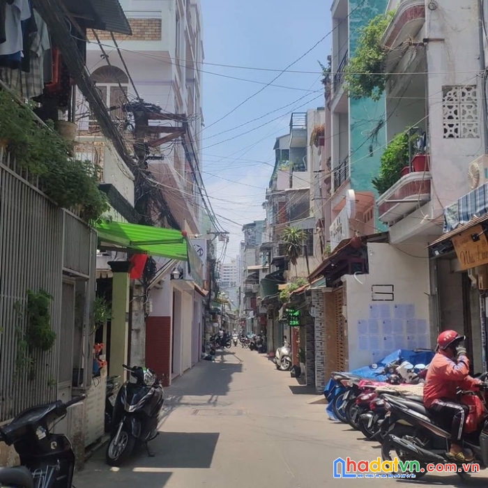 Bán nhà cmt8 phường 13, quận 10. 90m2. 0938928166