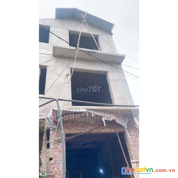 Nhà 56m²x3 tầng,hoài đức, oto đỗ cửa, giá chỉ 2ty390tr. nhà gần chợ.