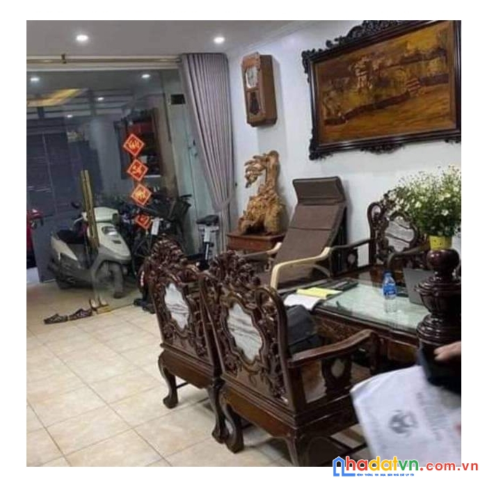 Bán nhà mới võng thị 40m 5tầng mt 4m chỉ 3,3 tỷ