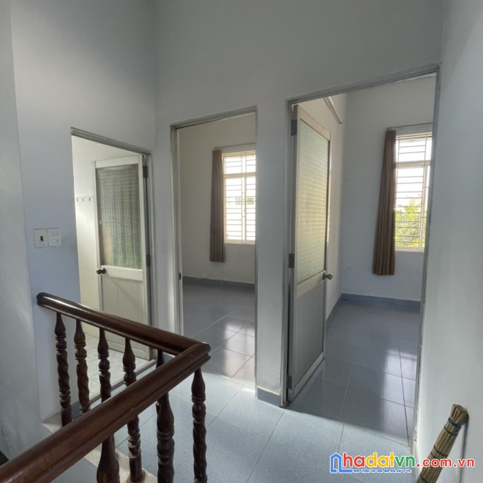 Chính chủ cần bán căn nhà vị trí đẹp tại tp nha trang, khánh hòa.