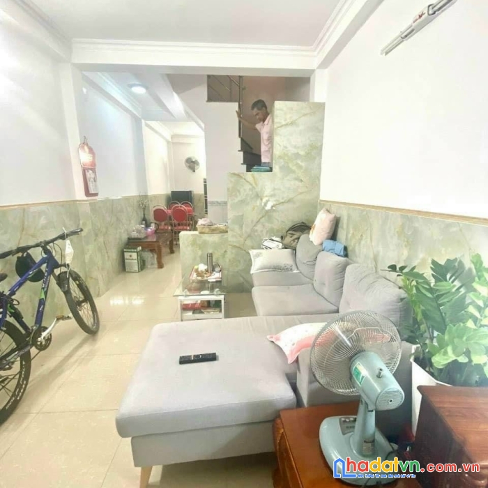 Nhà bán hxh 5lầu 42m2 phan xích long p2 q.phú nhuận