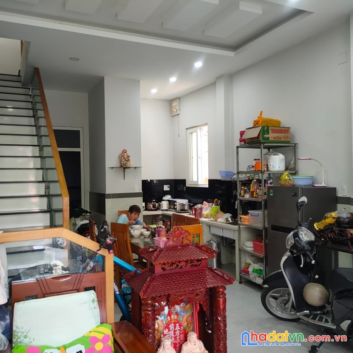 Bán nhà đường nguyên hồng, f.1 gò vấp, sát bình thạnh, 4.5 x 17