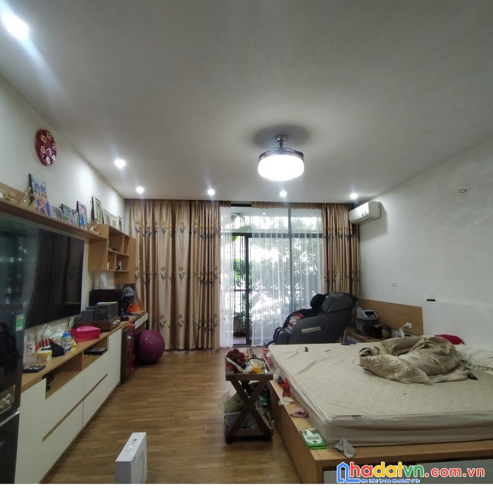 Chính chủ cần bán  phố bồ đề, ô tô vào nhà 94m2, 4 tầng, mt5m, 16 tỷ 9 - 0982311539