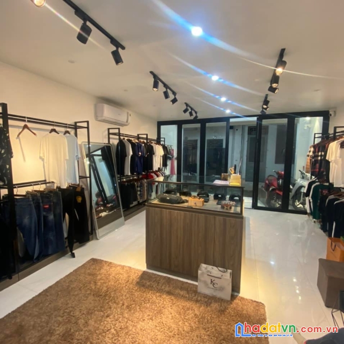 Siêu phẩm  hoàng cầu - 70m 8 tầng 18 tỷ  - thang máy - gara ô tô - kinh doanh đỉnh