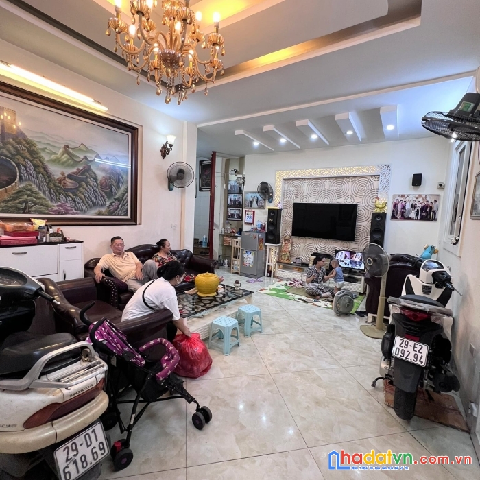 Bán nhà xã đàn - lô góc, ngõ thông, cách mặt phố 30m 55m 5 tầng giá 7.5 tỷ vô cùng hiếm