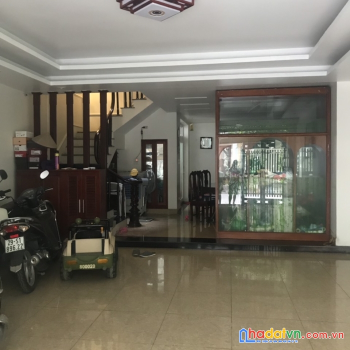 Nhà đẹp thanh am thượng thanh 80mx5t mt 6.5m nhỉnh 10tỷ ôtô tải tránh