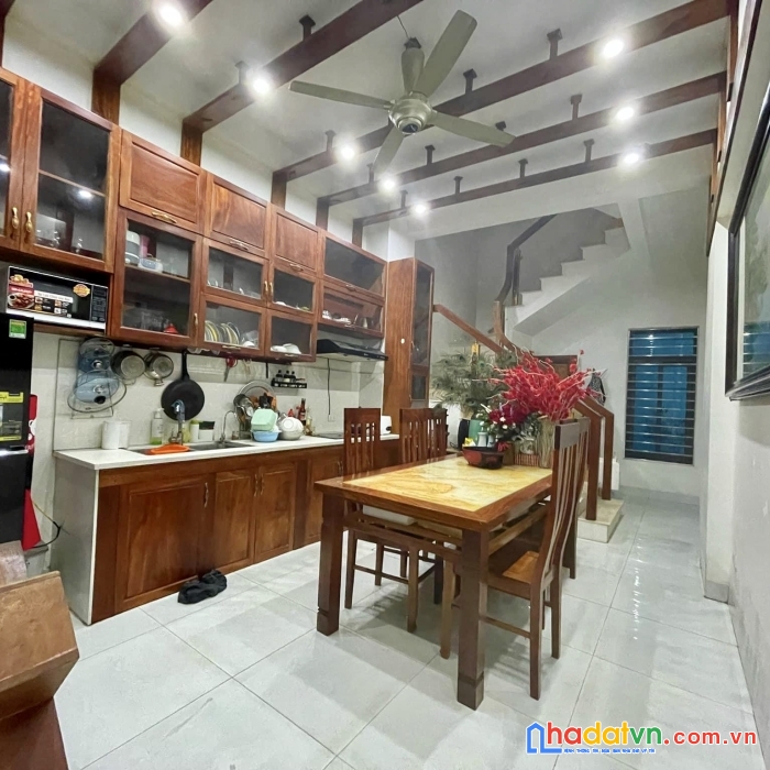 Bán nhà chiến thắng-hà đông- ô tô đỗ cửa- dân xây -5.8 tỷ