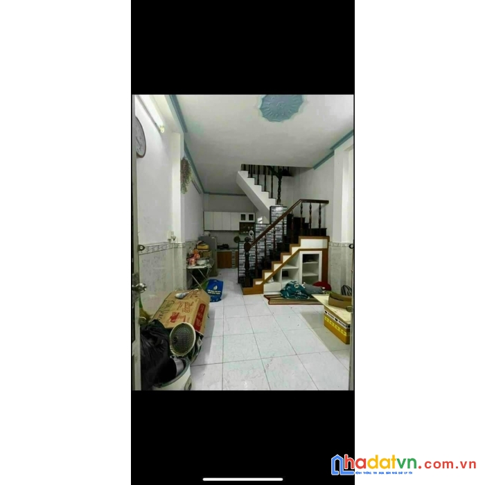 Nhà âu cơ, quận tân phú, đang cho thuê 6tr/tháng, giá chỉ 2.6 tỷ.