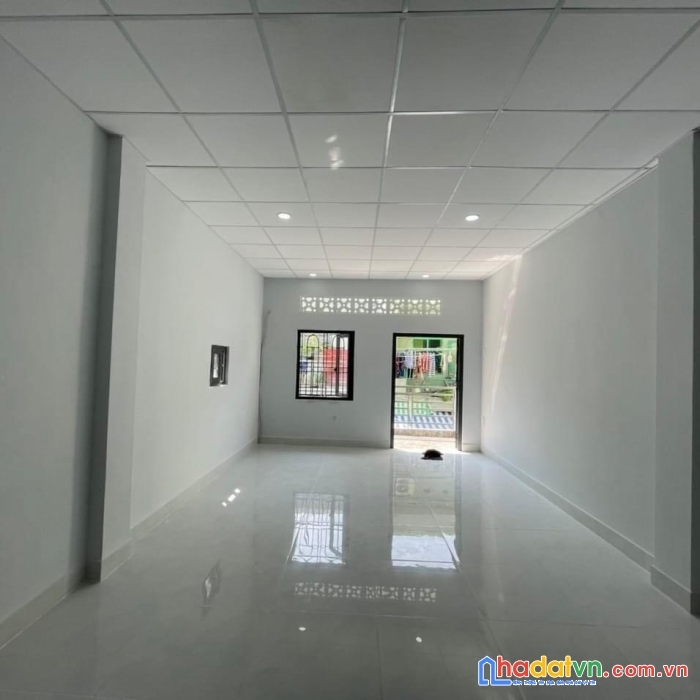 Nhà hoàng xuân nhị, tân phú, chỉ 1 sẹc, 40m2, chỉ 4.5 tỷ.