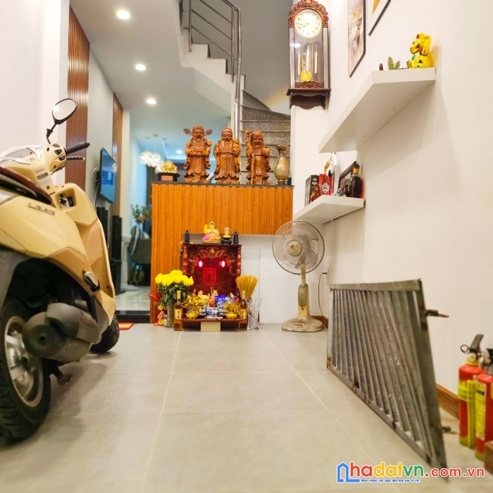 Vip phú nhuận - 3 tầng btct - nhỉnh 5 tỷ - hxh lý thuyết phan xích long