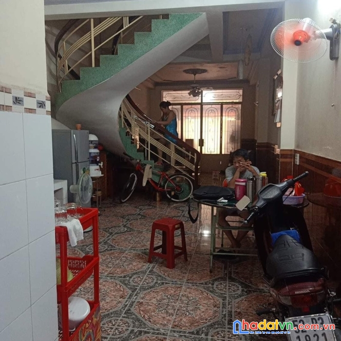 Bán nhà mặt tiền đường võ thành trang p 11 tân bình 4x17,5m 3 tầng btct