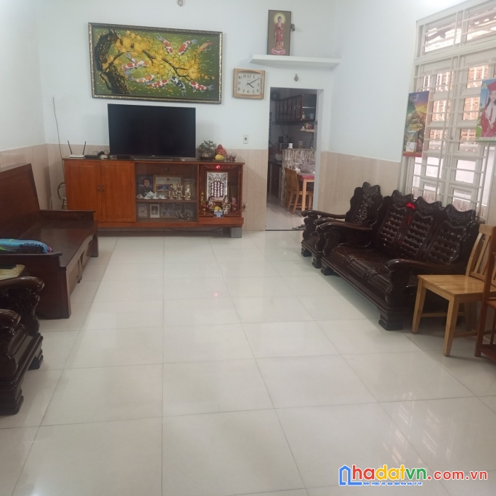 Bán gấp nhà hxh đường huỳnh tấn phát, q.7. giá chỉ 7,6 tỷ