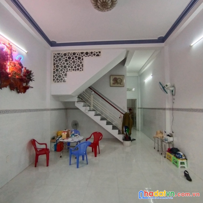 Bán nhà hxh cầu xéo tân phú ,60m2, 2tầng , giá 5tỷ2 thương lượng