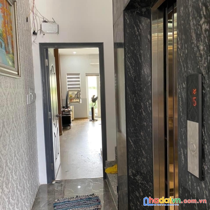 Bán khách sạn nguyễn oanh - nguyễn văn dung, 4x20, 5t -14 pn, 11.9 tỷ