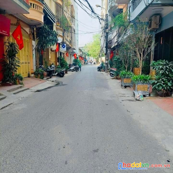 Bán nhà ngõ đường trường chinh, ô tô tránh, kinh doanh, 38/41t2 m2, 4t, 8.6 tỷ.