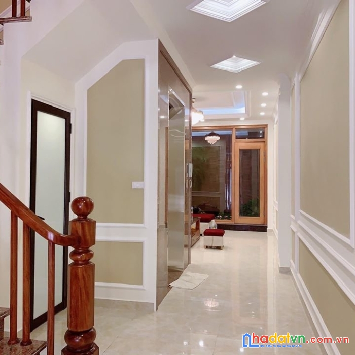 Bán nhà cầu giấy 52m2 6t-giá nhỉnh 5 tỷ-lô góc-ô tô đỗ gần