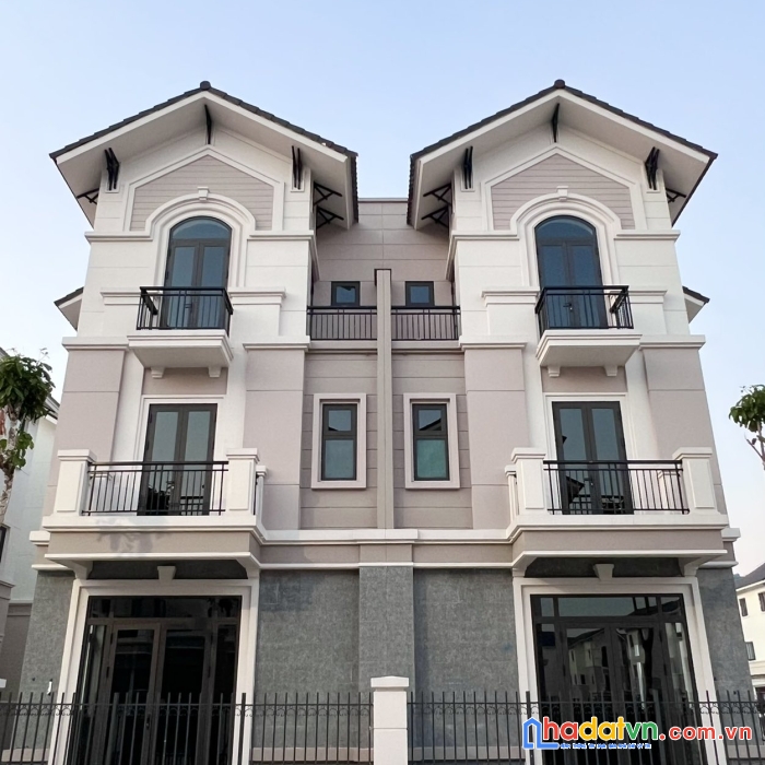 Bán ngay căn biệt thự song lập 135m2 tại kdt centa city tp từ sơn giá rẻ