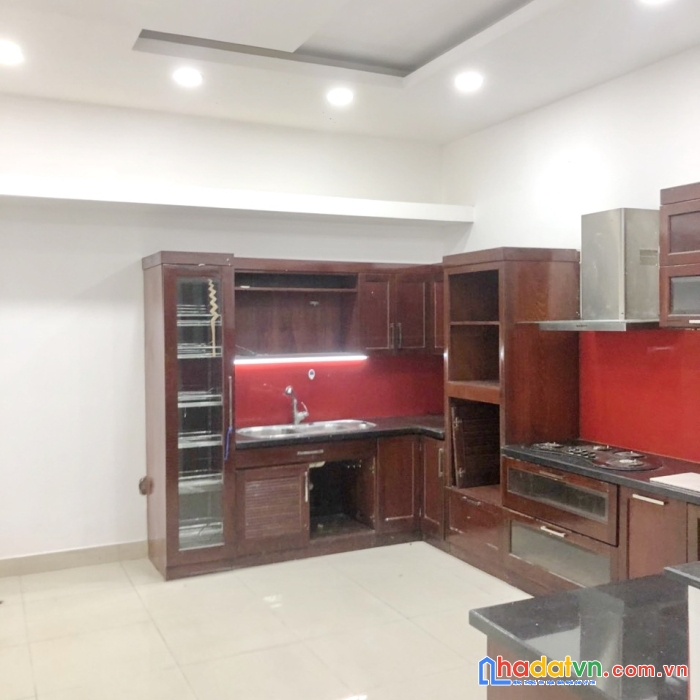 Bán nhà 4 lầu mặt tiền hẻm xe hơi 8m âu dương lân phường 2 quận 8