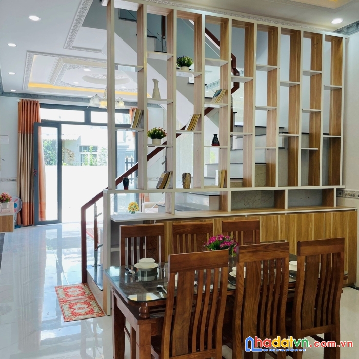 Nhà chính chủ cần bán nhà ngay chợ gò đen 1lầu 4pn giá tốt